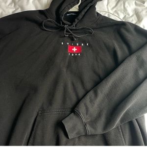 BRANDY MELVILLE BLACK Christy Suisse 1984 Hoodie